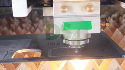 maquina de corte a laser para chapa de alumínio