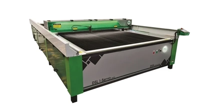 Maquina de corte a laser industrial